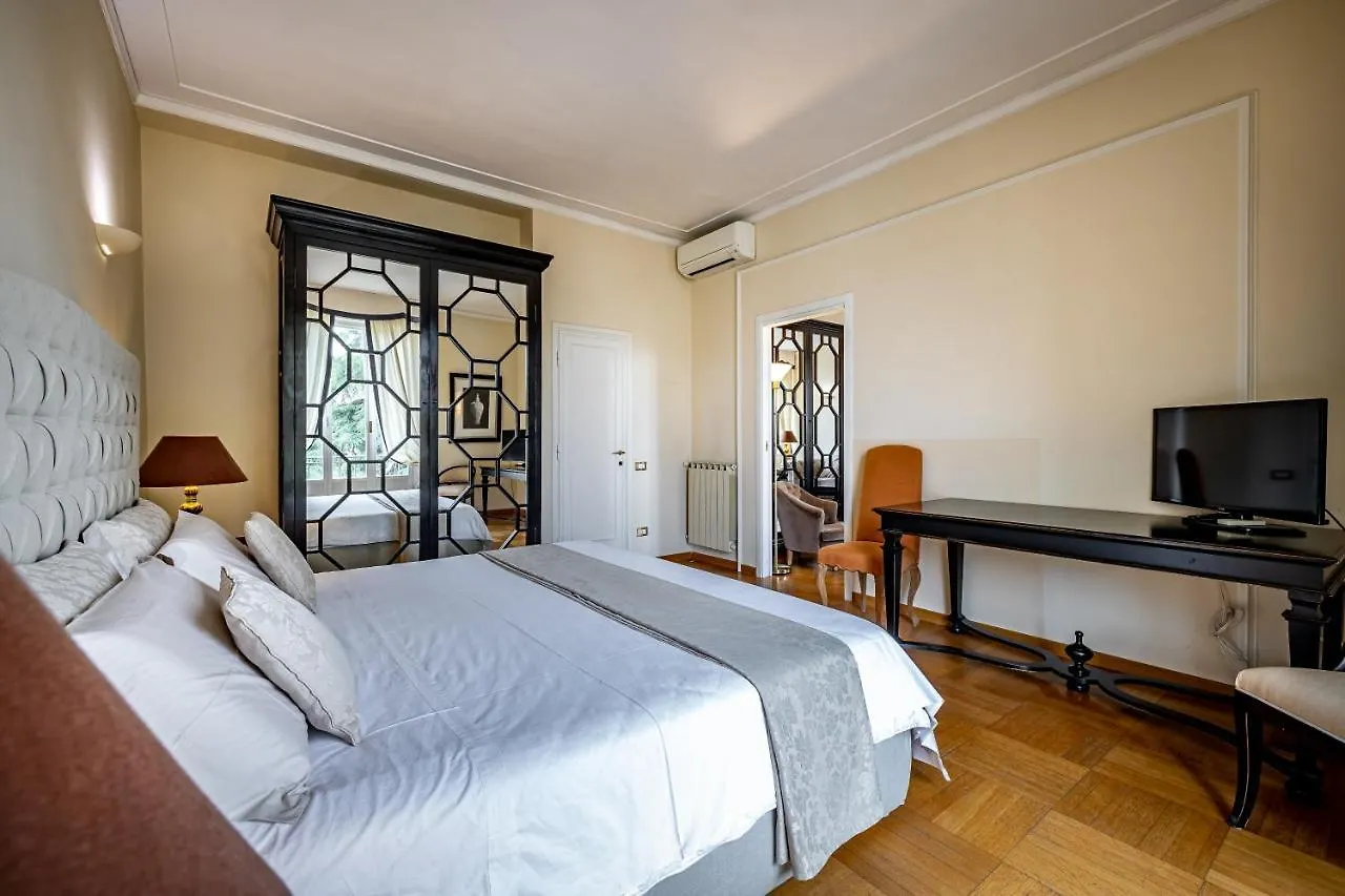 Yid D'Azeglio Luxury Apartment With Parking Φλωρεντία