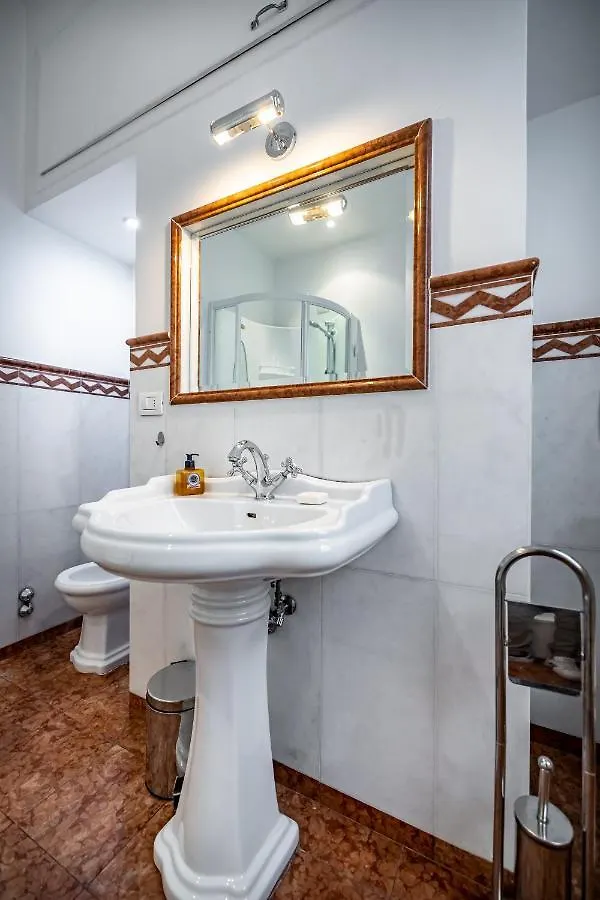 Yid D'Azeglio Luxury Apartment With Parking Φλωρεντία